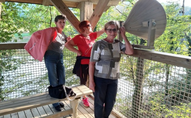 Didaktični krog v Radečah - izobraževalna pot s tablami o lokalni flori, favni in ekosistemu